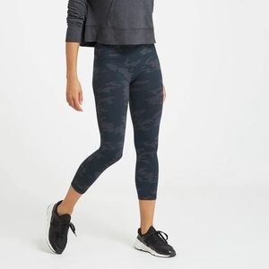 SPANX Camo Long Leggings Size‎ Large